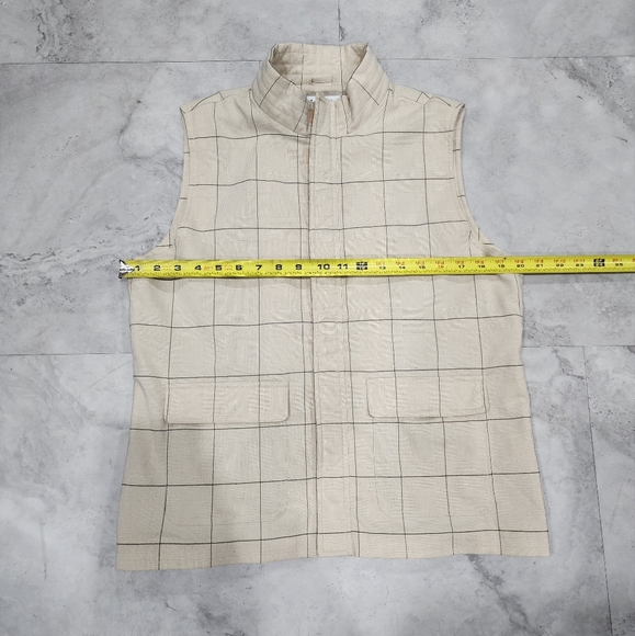 Ashworth Plaid Vest Lined Beige With Two Pockets and Closures, Size Medium - Picture 8 of 10